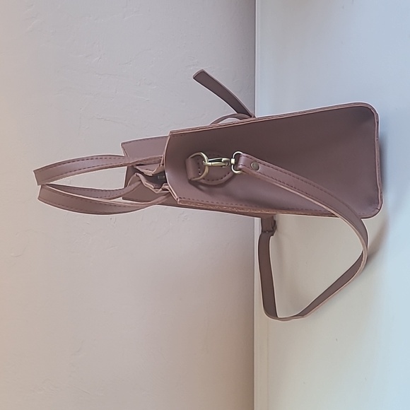 Portland Leather Lola Crossbody Tote Color: Sunkissed - Picture 7 of 15